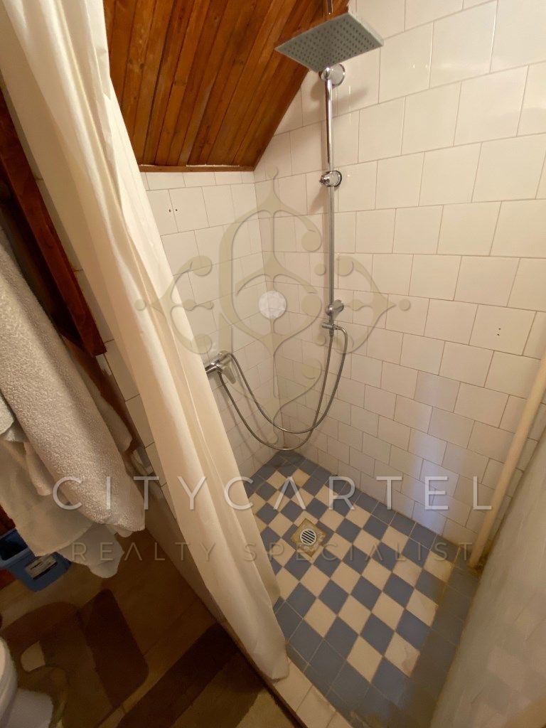A fájl már létezik a célhelyen: import/kepek/vizjeles_4449930.jpg
Eladó Családi ház Balatonlelle  240 m<sup>2</sup> 79.99 millió Ft
