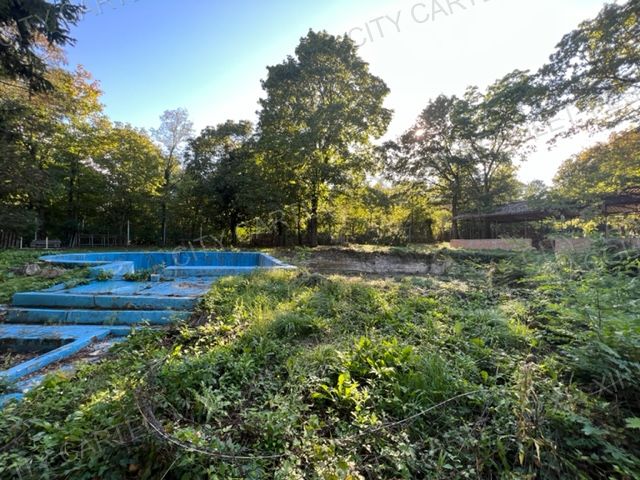 A fájl már létezik a célhelyen: import/kepek/vizjeles_4463038.jpg
For sale house Tahitótfalu  850 m<sup>2</sup> 4000 EUR