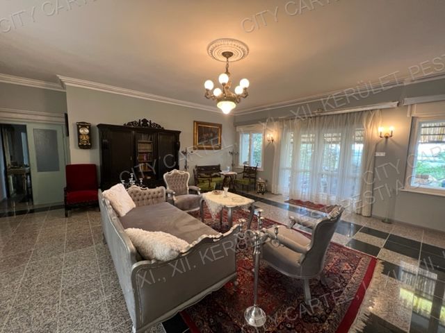 A fájl már létezik a célhelyen: import/kepek/vizjeles_4463058.jpg
For sale house Tahitótfalu  850 m<sup>2</sup> 1750000 EUR