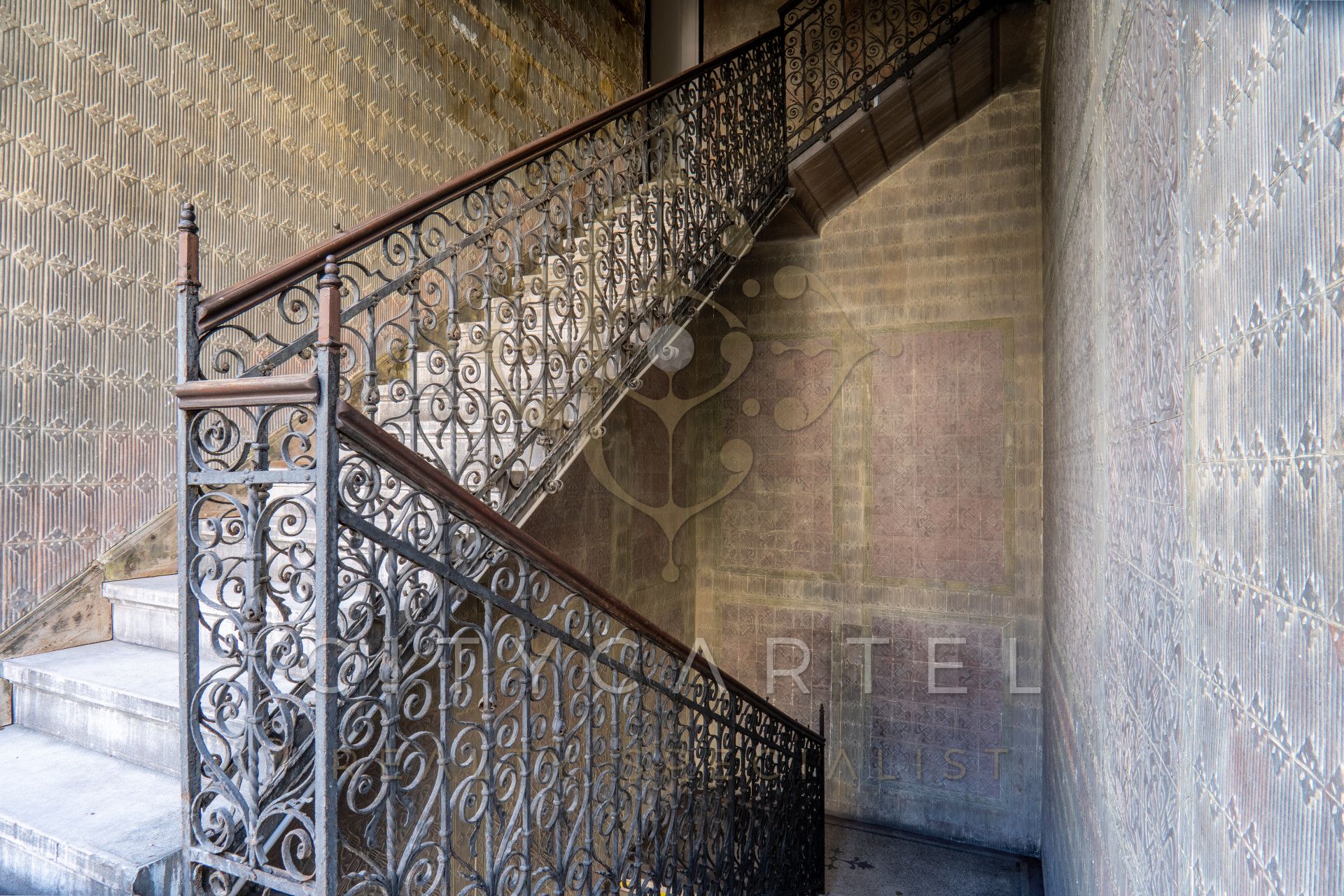 A fájl már létezik a célhelyen: import/kepek/vizjeles_4491386.jpg
For sale Condominium Budapest, VI. kerület  1077 m<sup>2</sup> 3800000 EUR