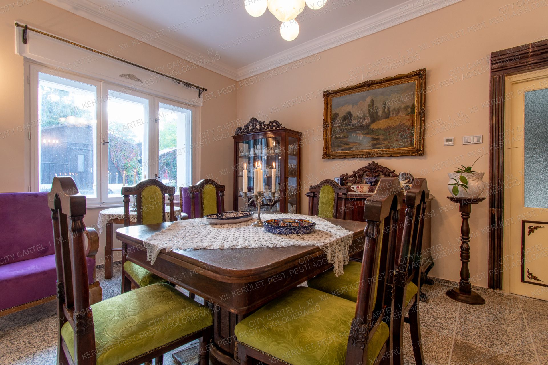 A fájl már létezik a célhelyen: import/kepek/vizjeles_4500760.jpg
For sale house Tahitótfalu  850 m<sup>2</sup> 4000 EUR