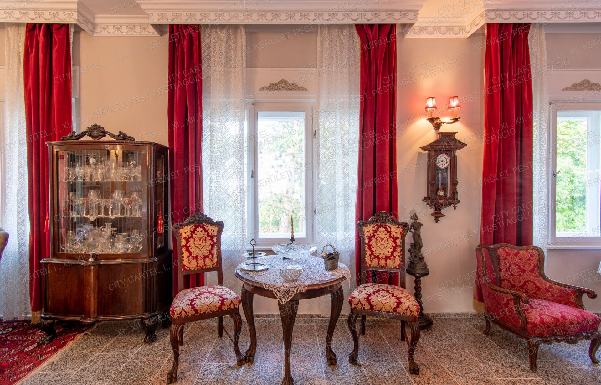 A fájl már létezik a célhelyen: import/kepek/vizjeles_4500761.jpg
For sale house Tahitótfalu  850 m<sup>2</sup> 4000 EUR