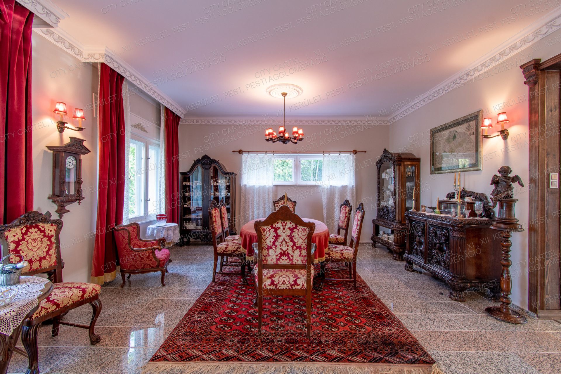 A fájl már létezik a célhelyen: import/kepek/vizjeles_4500848.jpg
For sale house Tahitótfalu  850 m<sup>2</sup> 1750000 EUR