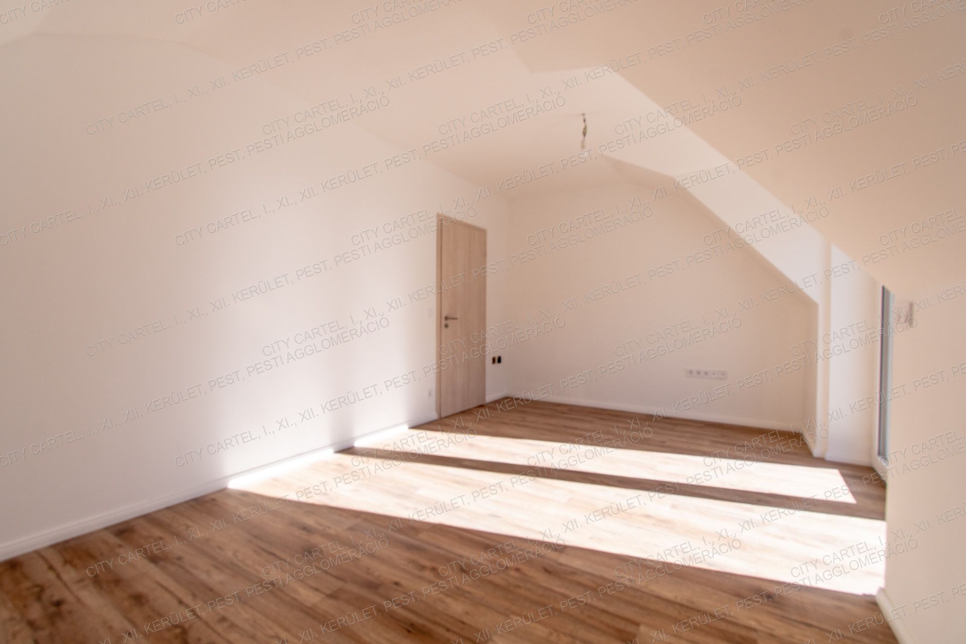 A fájl már létezik a célhelyen: import/kepek/vizjeles_4510129.jpg
For sale house Budapest, III. kerület  190 m<sup>2</sup> 360 millió Ft
