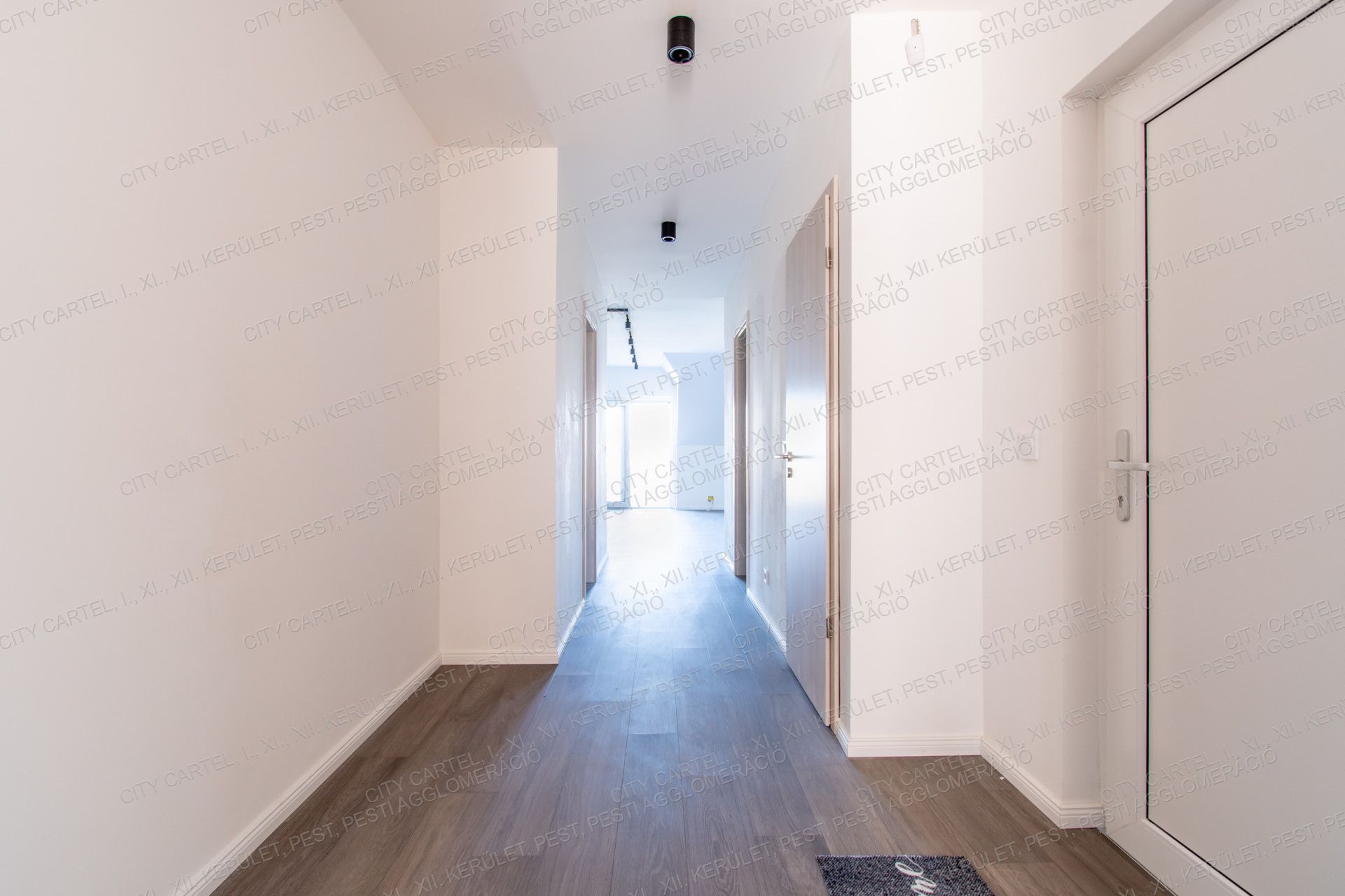 A fájl már létezik a célhelyen: import/kepek/vizjeles_4510130.jpg
For sale house Budapest, III. kerület  190 m<sup>2</sup> 360 millió Ft