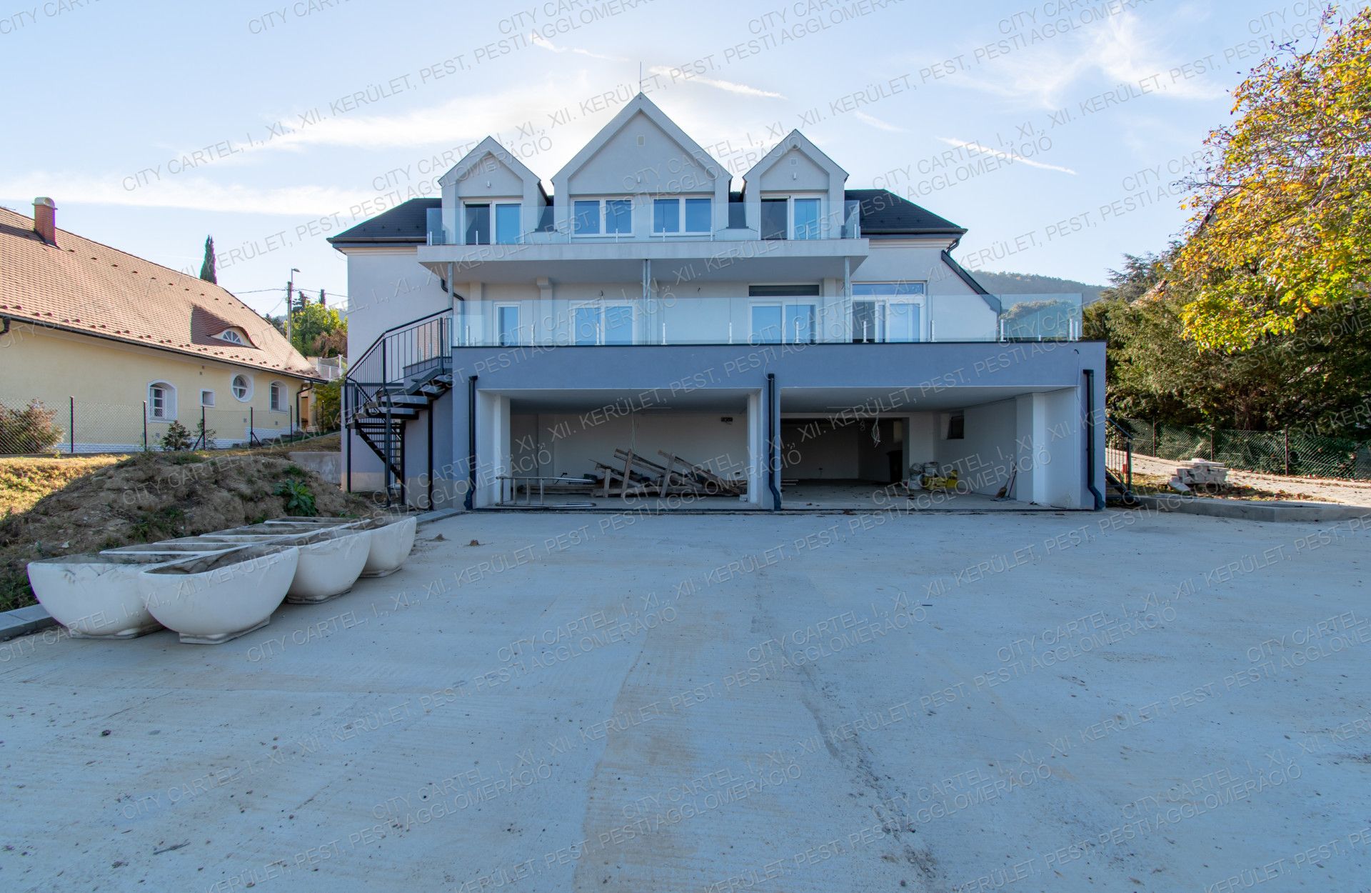 A fájl már létezik a célhelyen: import/kepek/vizjeles_4510153.jpg
For sale house Budapest, III. kerület  190 m<sup>2</sup> 360 millió Ft