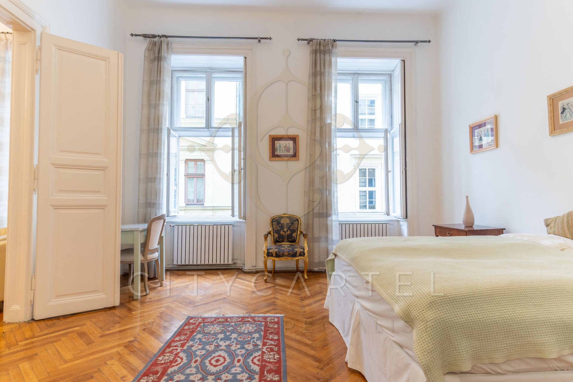 A fájl már létezik a célhelyen: import/kepek/vizjeles_4518166.jpg
Eladó Téglalakás Budapest, V. kerület  122 m<sup>2</sup> 1200 EUR