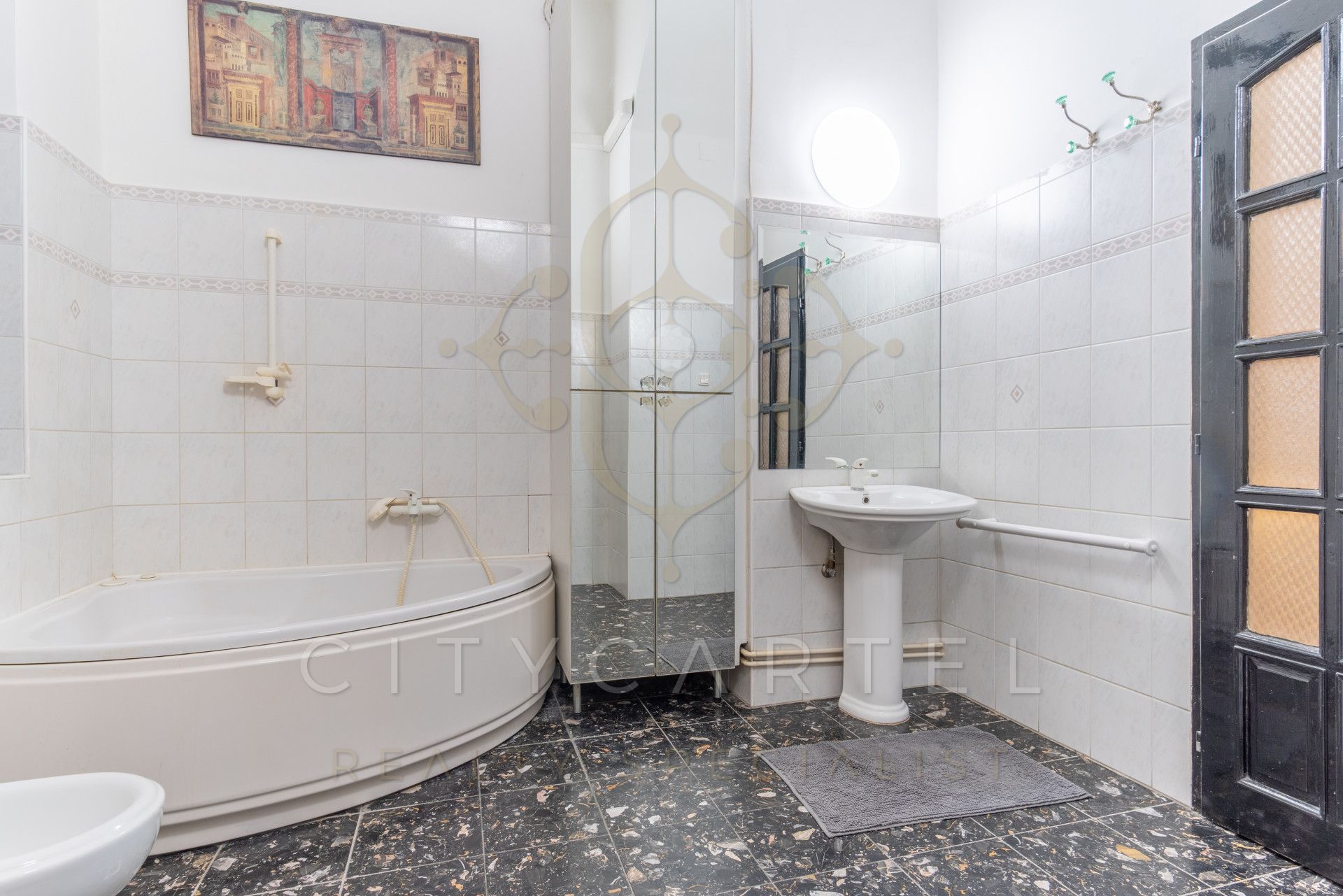A fájl már létezik a célhelyen: import/kepek/vizjeles_4518181.jpg
Eladó Téglalakás Budapest, V. kerület  122 m<sup>2</sup> 1200 EUR