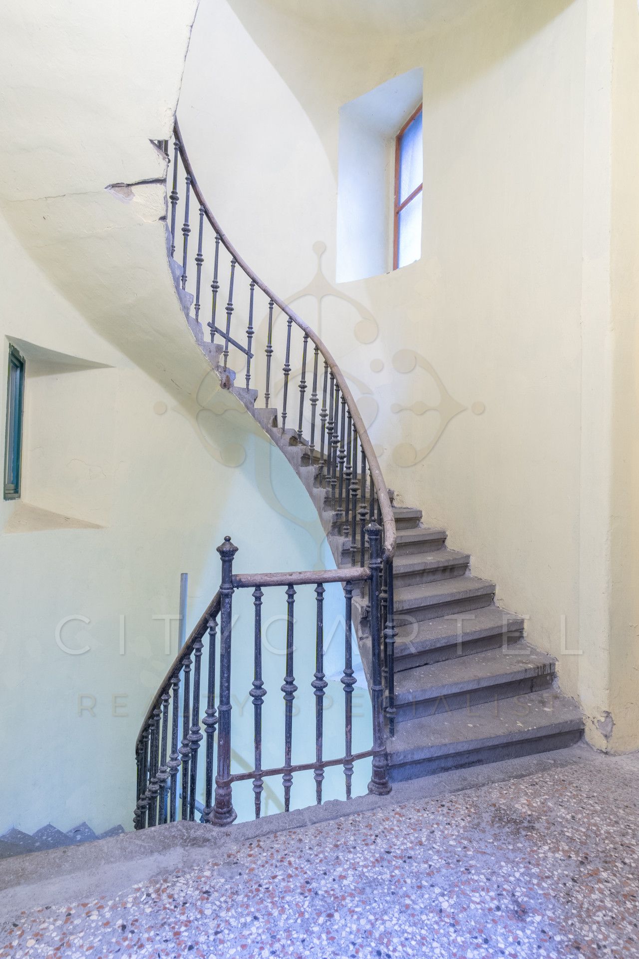 A fájl már létezik a célhelyen: import/kepek/vizjeles_4518194.jpg
Eladó Téglalakás Budapest, V. kerület  122 m<sup>2</sup> 1200 EUR