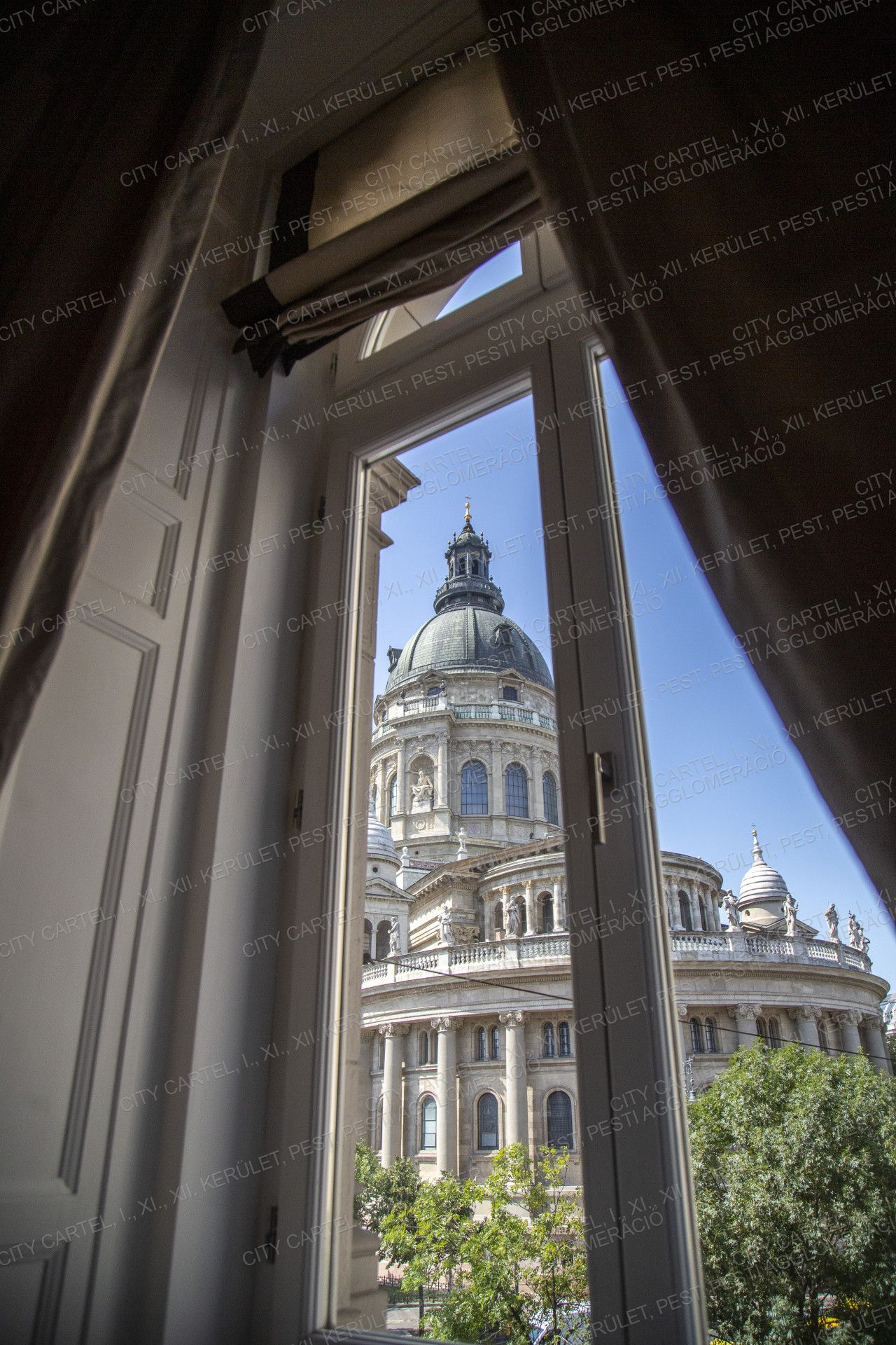 A fájl már létezik a célhelyen: import/kepek/vizjeles_4530632.jpg
Eladó Téglalakás Budapest, VI. kerület  186 m<sup>2</sup> 5000 EUR