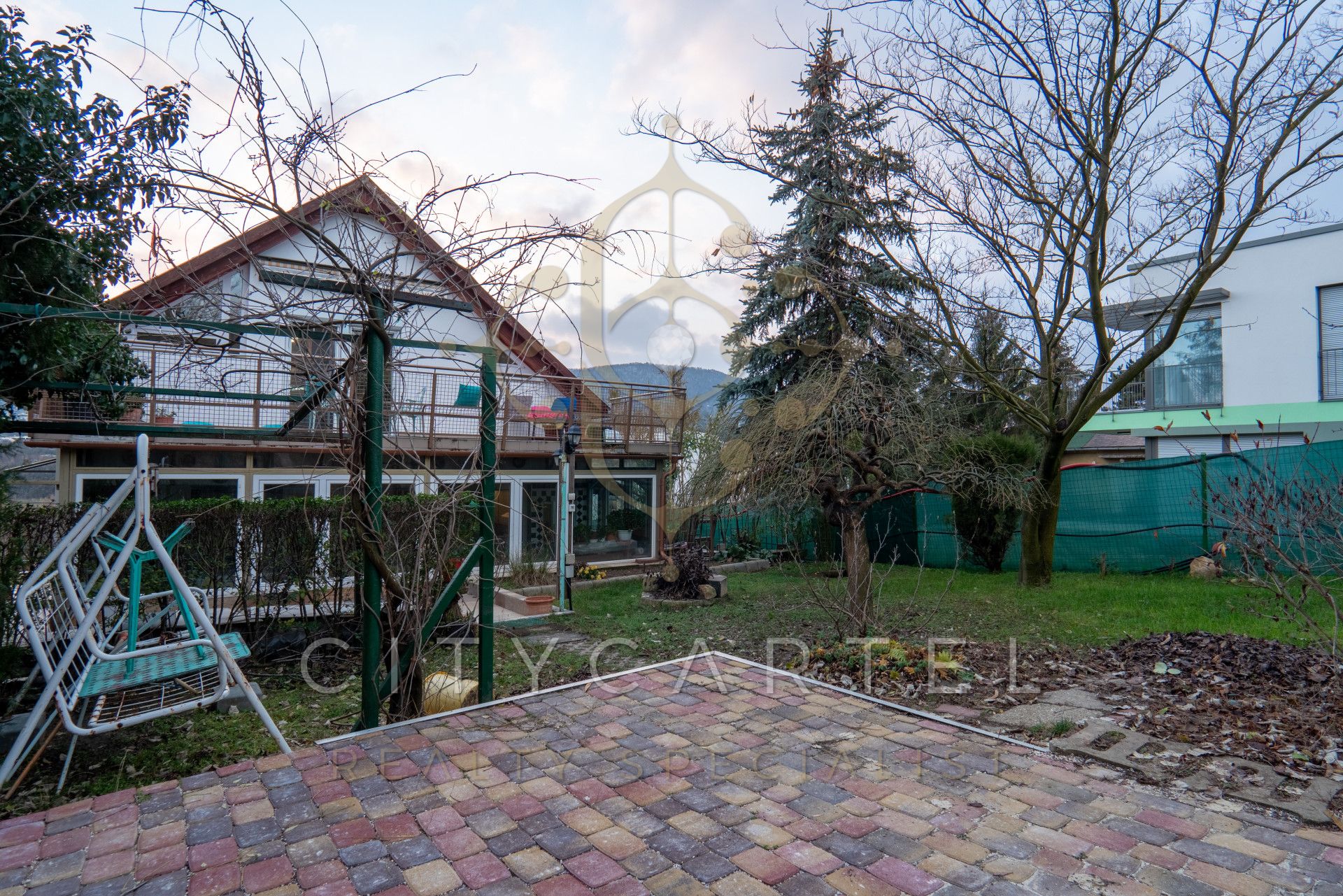 A fájl már létezik a célhelyen: import/kepek/vizjeles_4572626.jpg
For sale house Budapest, III. kerület  181 m<sup>2</sup> 179.9 millió Ft