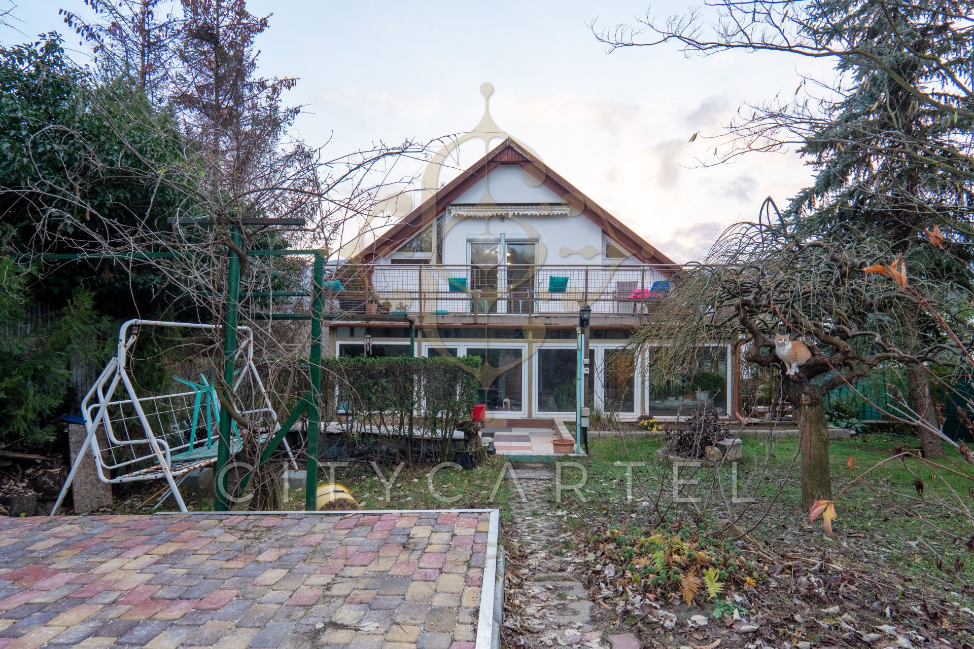 A fájl már létezik a célhelyen: import/kepek/vizjeles_4572627.jpg
For sale house Budapest, III. kerület  181 m<sup>2</sup> 179.9 millió Ft