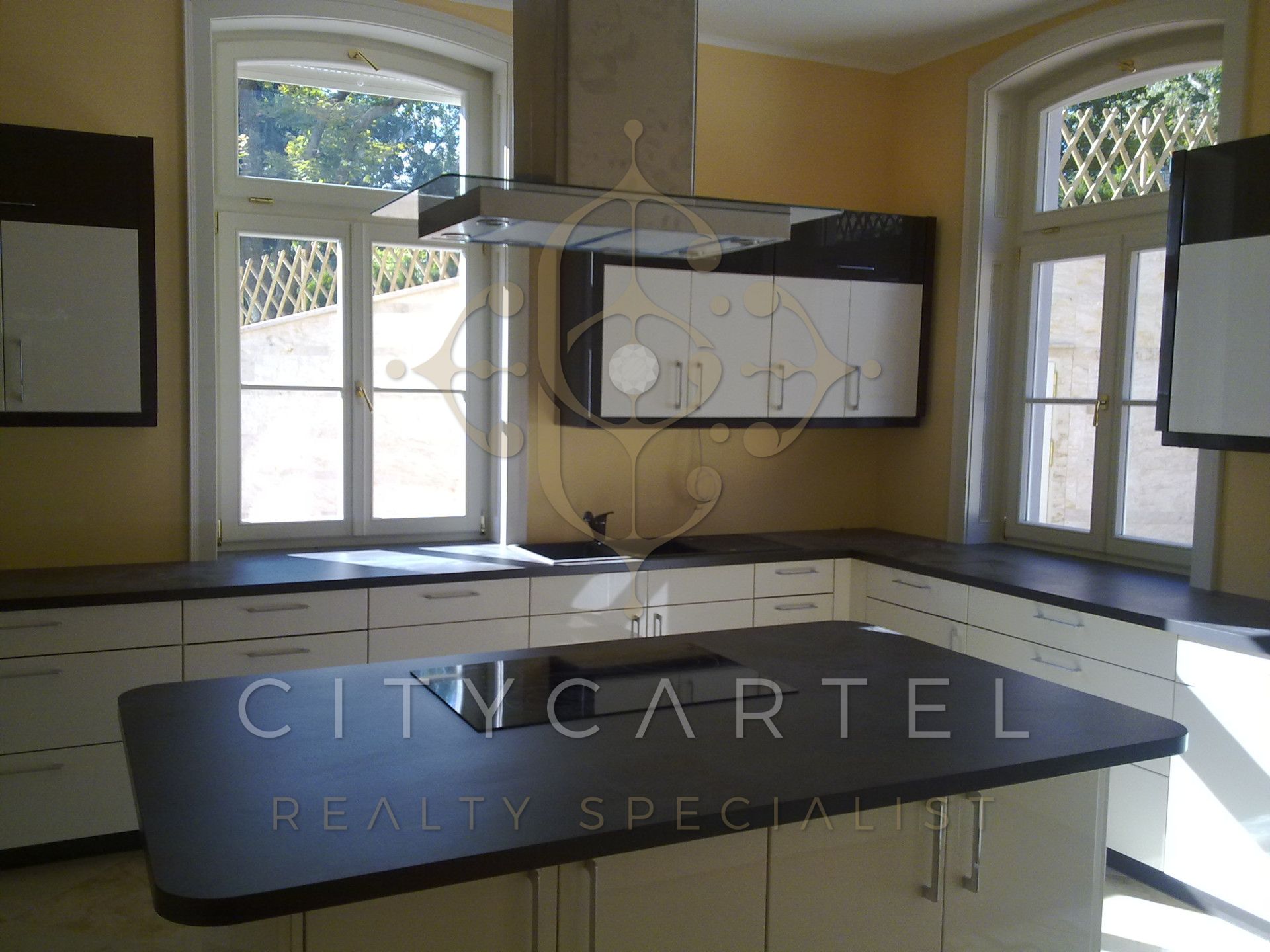A fájl már létezik a célhelyen: import/kepek/vizjeles_4576507.jpg
For sale house Budapest, XII. kerület  1159 m<sup>2</sup> 2147.483647 millió Ft
