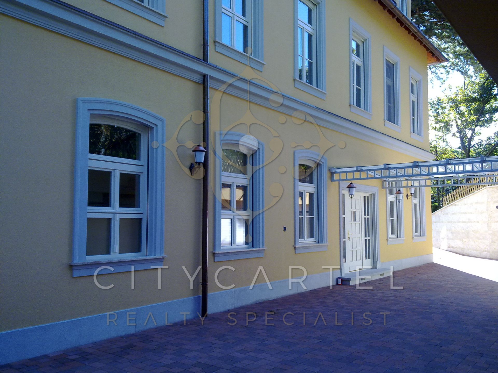 A fájl már létezik a célhelyen: import/kepek/vizjeles_4576511.jpg
For sale house Budapest, XII. kerület  1159 m<sup>2</sup> 2147.483647 millió Ft
