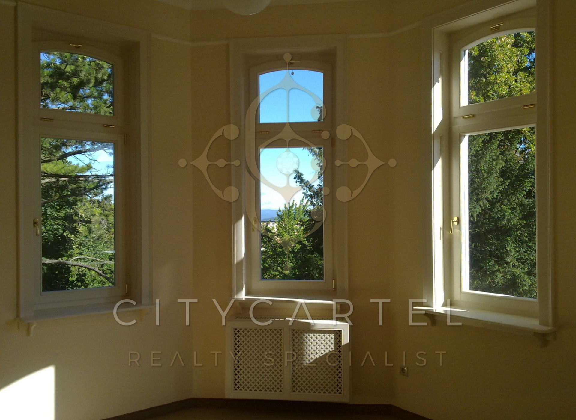 A fájl már létezik a célhelyen: import/kepek/vizjeles_4576524.jpg
For sale house Budapest, XII. kerület  1159 m<sup>2</sup> 2147.483647 millió Ft