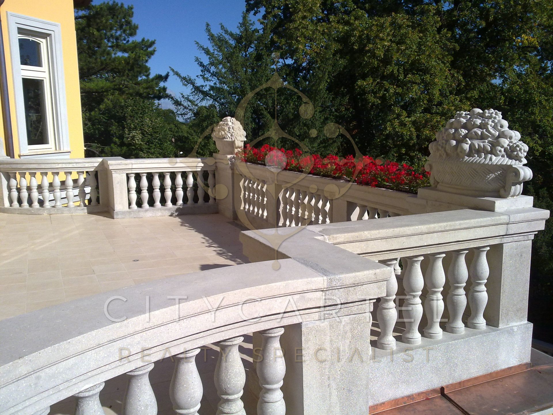 A fájl már létezik a célhelyen: import/kepek/vizjeles_4576531.jpg
For sale house Budapest, XII. kerület  1159 m<sup>2</sup> 2147.483647 millió Ft