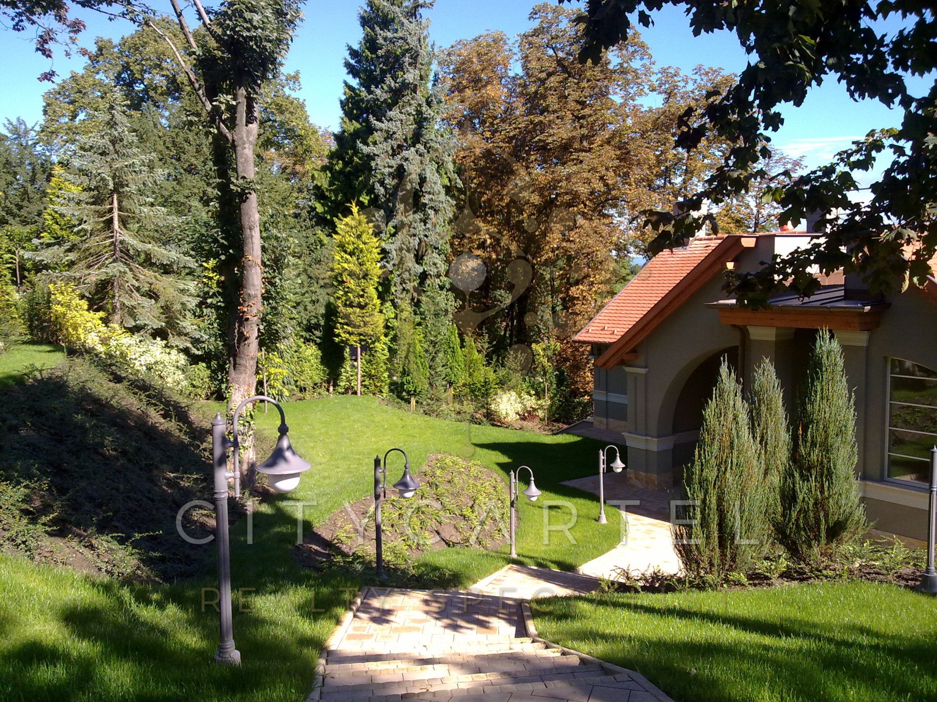 A fájl már létezik a célhelyen: import/kepek/vizjeles_4576535.jpg
For sale house Budapest, XII. kerület  1159 m<sup>2</sup> 2147.483647 millió Ft