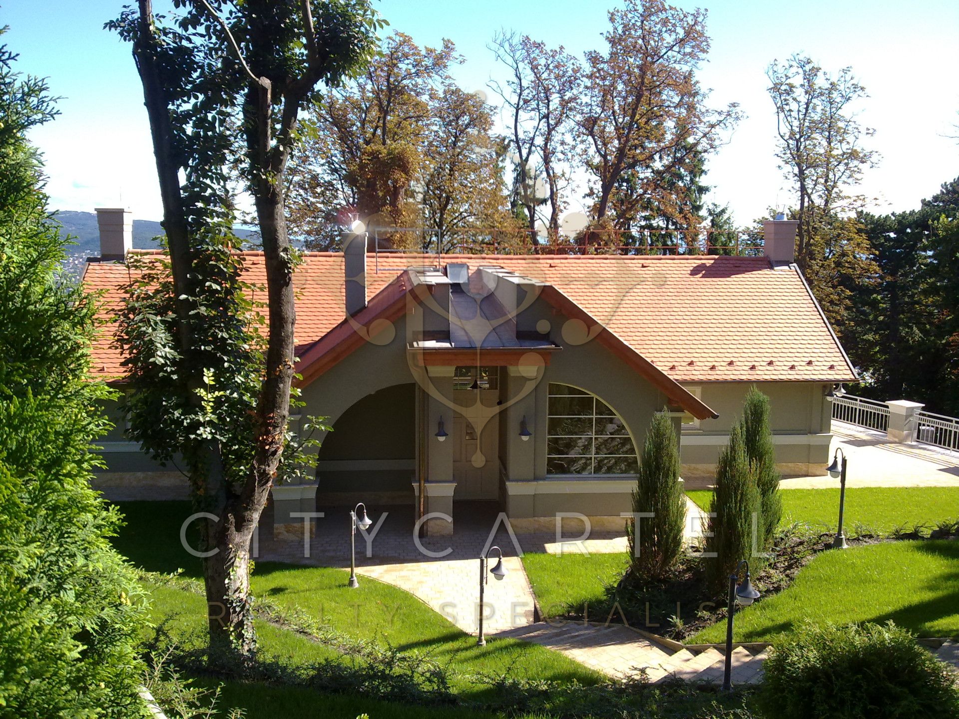 A fájl már létezik a célhelyen: import/kepek/vizjeles_4576538.jpg
For sale house Budapest, XII. kerület  1159 m<sup>2</sup> 2147.483647 millió Ft