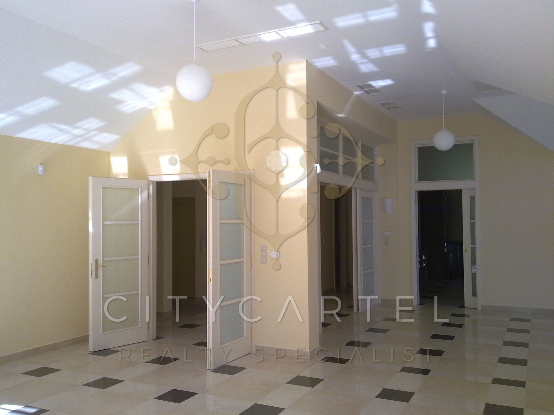 A fájl már létezik a célhelyen: import/kepek/vizjeles_4576550.jpg
For sale house Budapest, XII. kerület  1159 m<sup>2</sup> 2147.483647 millió Ft