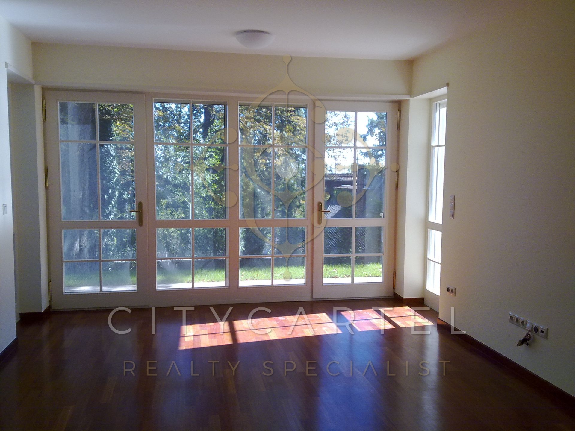 A fájl már létezik a célhelyen: import/kepek/vizjeles_4576553.jpg
For sale house Budapest, XII. kerület  1159 m<sup>2</sup> 2147.483647 millió Ft