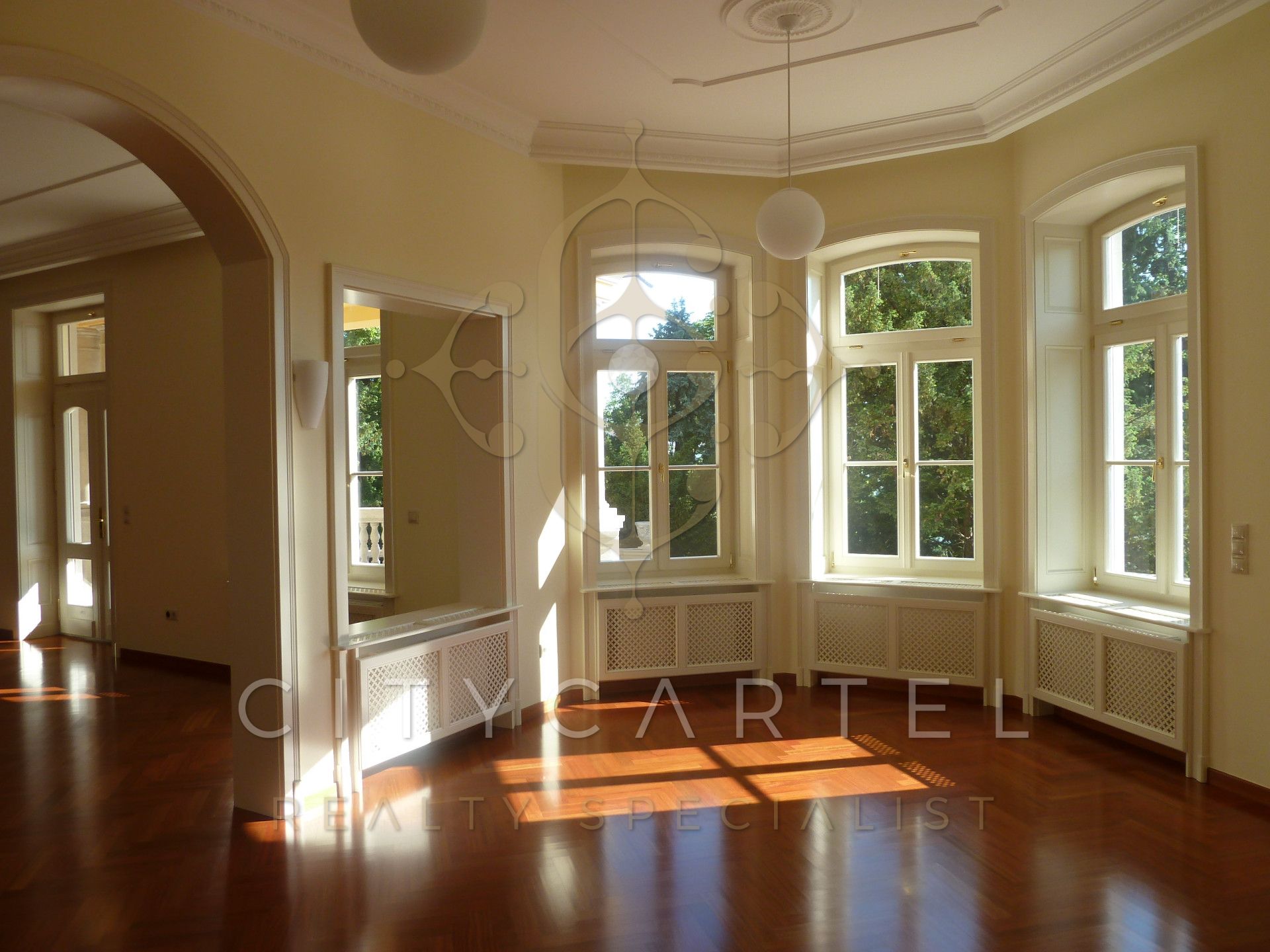 A fájl már létezik a célhelyen: import/kepek/vizjeles_4576568.jpg
For sale house Budapest, XII. kerület  1159 m<sup>2</sup> 2147.483647 millió Ft