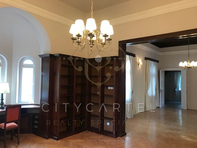 A fájl már létezik a célhelyen: import/kepek/vizjeles_4581610.jpg
For sale Villa, castle, mansion Budapest, XII. kerület  400 m<sup>2</sup> 4500000 EUR