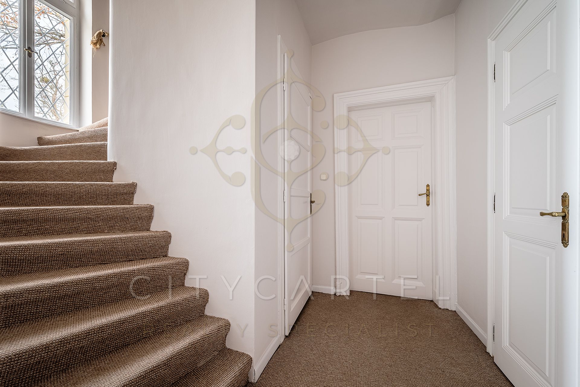 A fájl már létezik a célhelyen: import/kepek/vizjeles_4581628.jpg
For sale Villa, castle, mansion Budapest, XII. kerület  400 m<sup>2</sup> 4500000 EUR