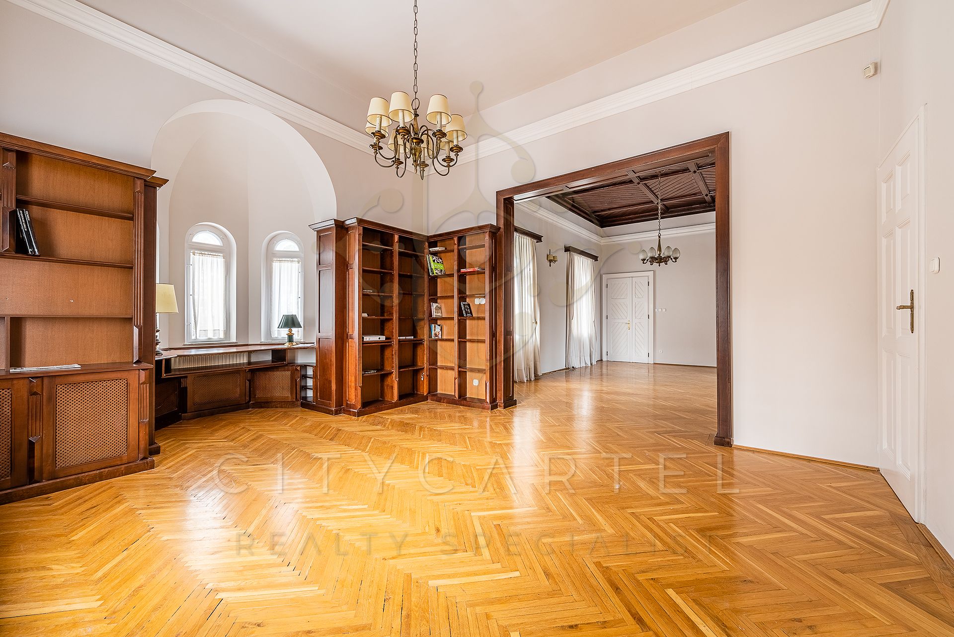 A fájl már létezik a célhelyen: import/kepek/vizjeles_4581635.jpg
For sale Villa, castle, mansion Budapest, XII. kerület  400 m<sup>2</sup> 4500000 EUR