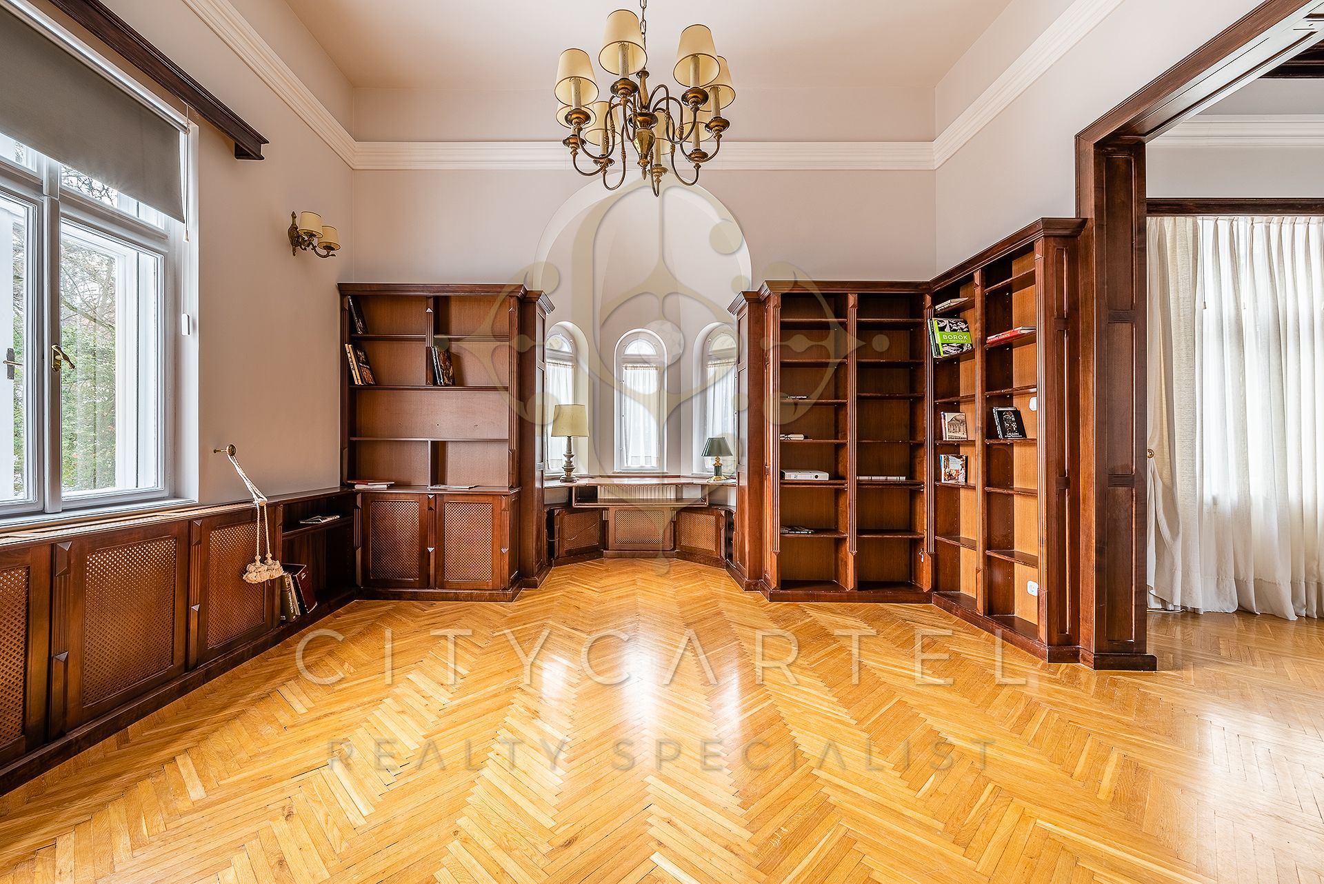 A fájl már létezik a célhelyen: import/kepek/vizjeles_4581636.jpg
For sale Villa, castle, mansion Budapest, XII. kerület  400 m<sup>2</sup> 4500000 EUR
