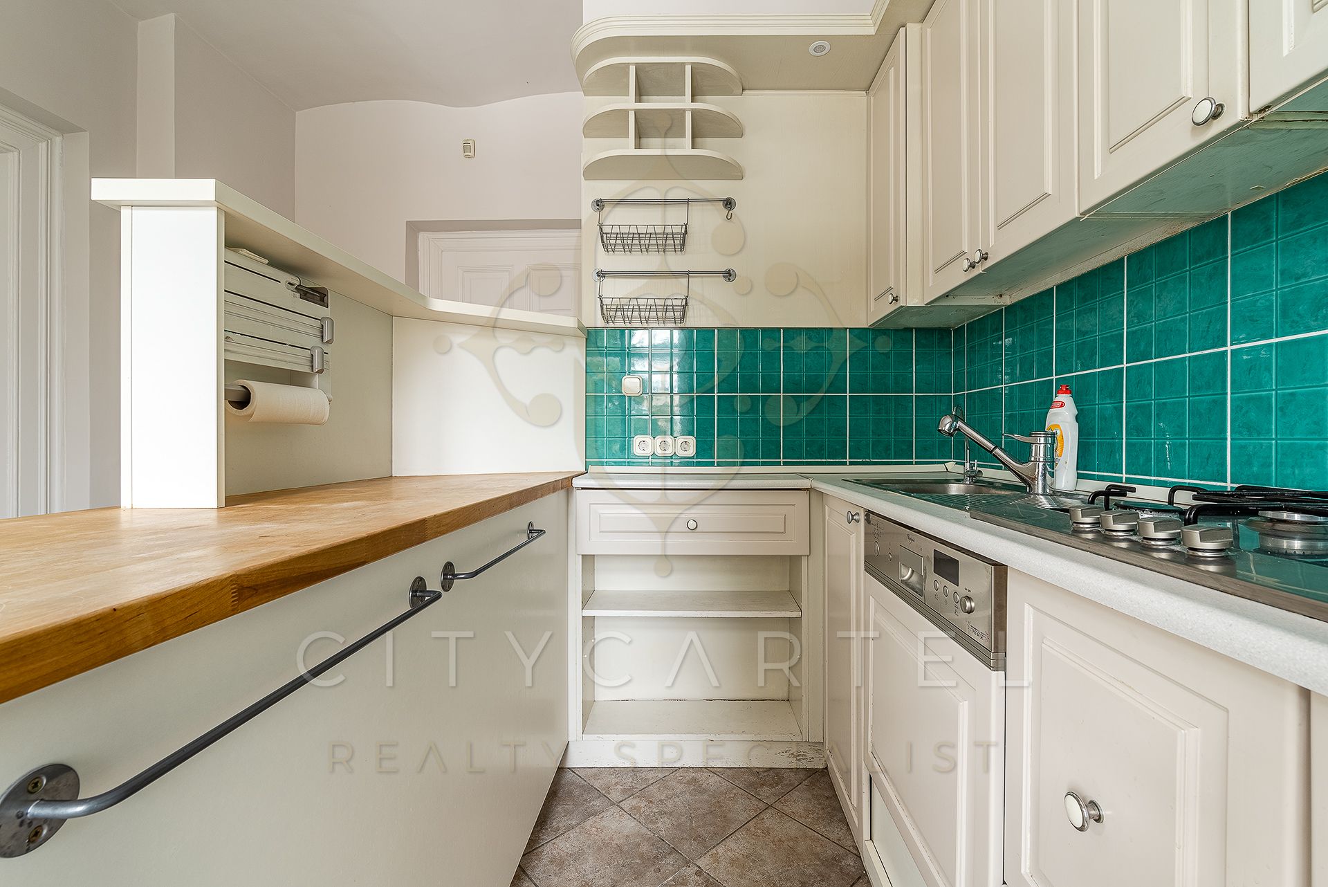 A fájl már létezik a célhelyen: import/kepek/vizjeles_4581645.jpg
For sale Villa, castle, mansion Budapest, XII. kerület  400 m<sup>2</sup> 4500000 EUR