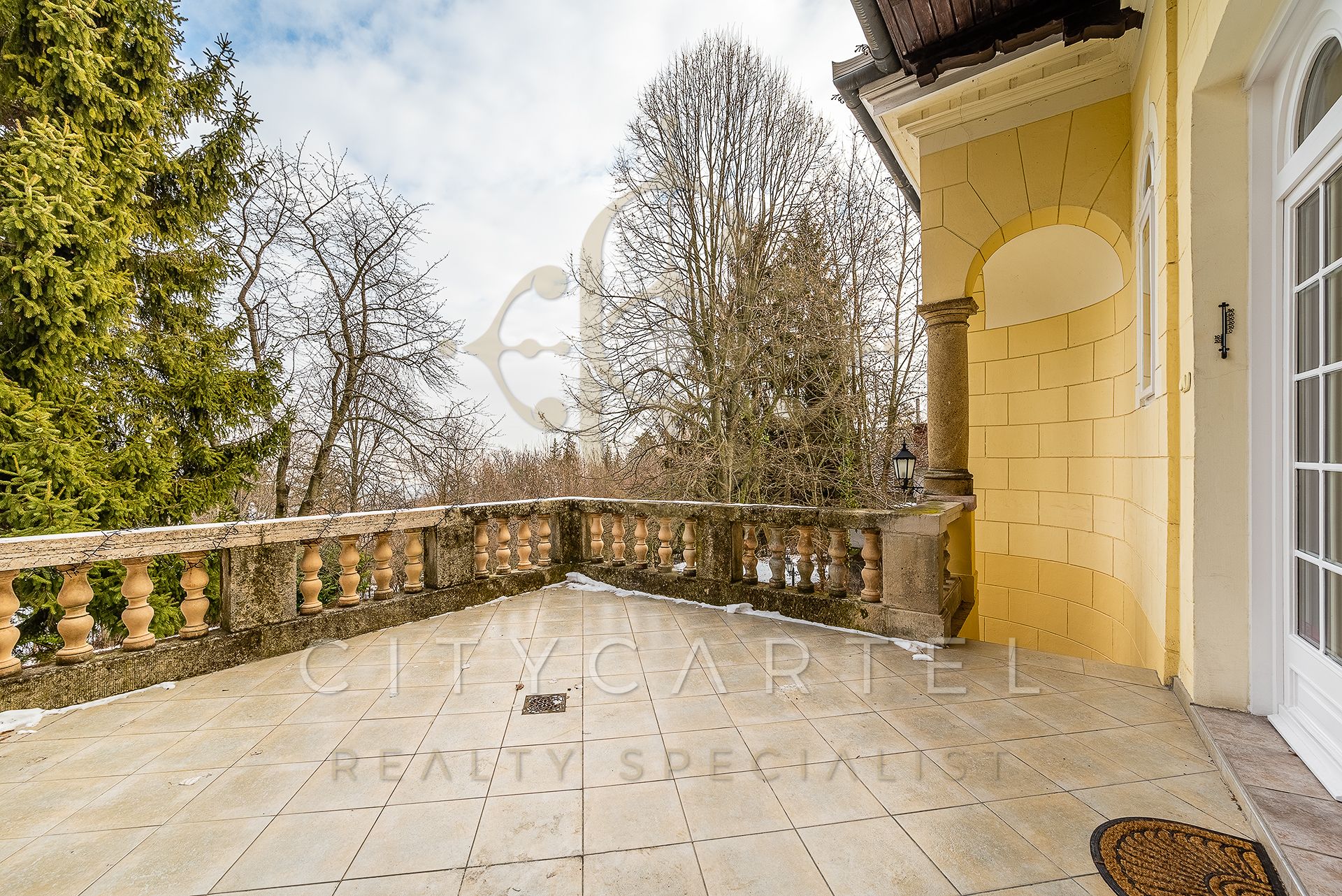 A fájl már létezik a célhelyen: import/kepek/vizjeles_4581649.jpg
For sale Villa, castle, mansion Budapest, XII. kerület  400 m<sup>2</sup> 4500000 EUR