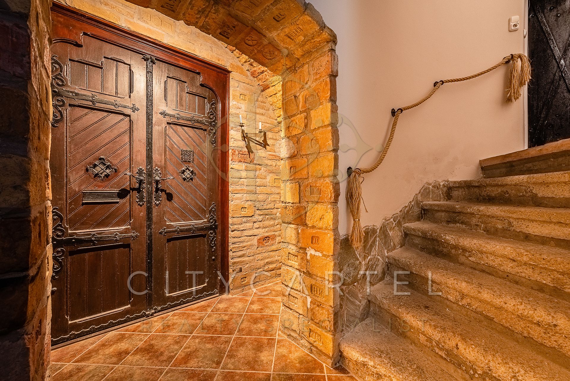 A fájl már létezik a célhelyen: import/kepek/vizjeles_4581669.jpg
For sale Villa, castle, mansion Budapest, XII. kerület  400 m<sup>2</sup> 4500000 EUR
