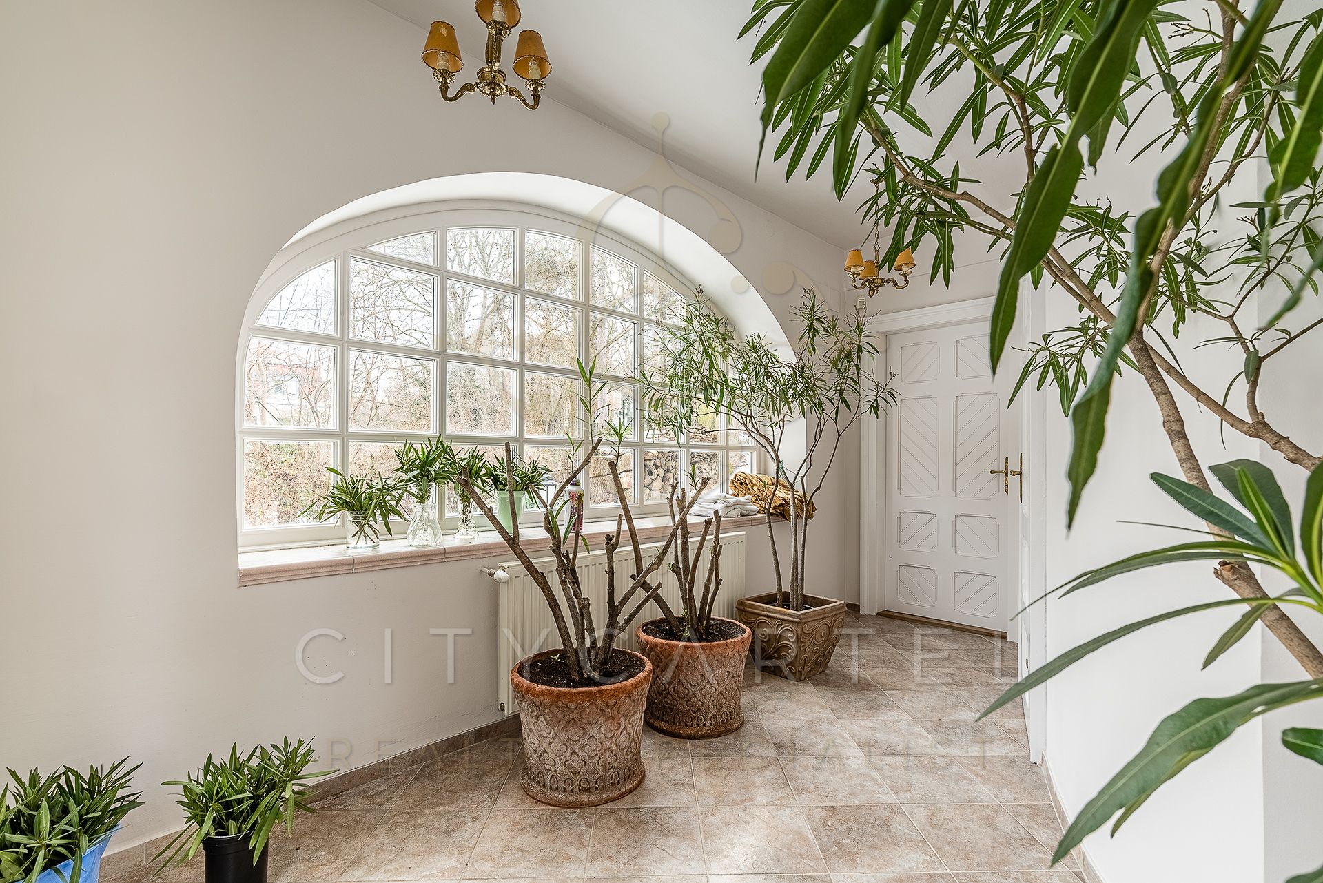 A fájl már létezik a célhelyen: import/kepek/vizjeles_4581671.jpg
For sale Villa, castle, mansion Budapest, XII. kerület  400 m<sup>2</sup> 4500000 EUR