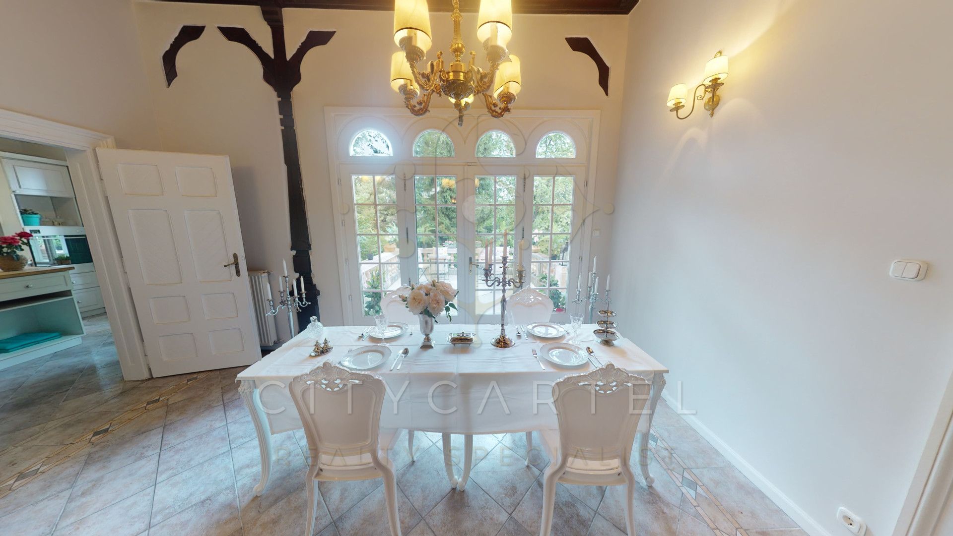 A fájl már létezik a célhelyen: import/kepek/vizjeles_4581683.jpg
For sale Villa, castle, mansion Budapest, XII. kerület  400 m<sup>2</sup> 4500000 EUR