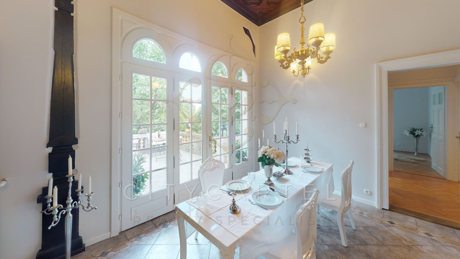 A fájl már létezik a célhelyen: import/kepek/vizjeles_4581694.jpg
For sale Villa, castle, mansion Budapest, XII. kerület  400 m<sup>2</sup> 4500000 EUR