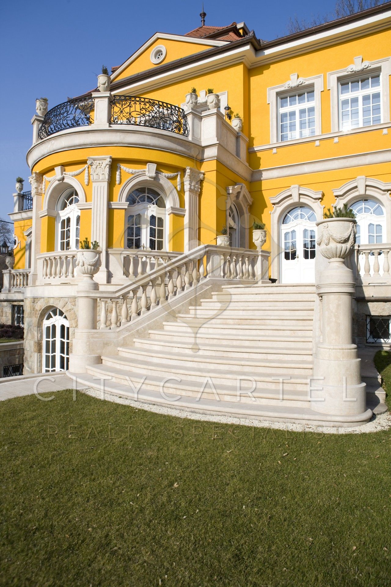 A fájl már létezik a célhelyen: import/kepek/vizjeles_4582405.jpg
Eladó Villa, kastély, kúria Budapest, II. kerület  840 m<sup>2</sup> 7000000 EUR