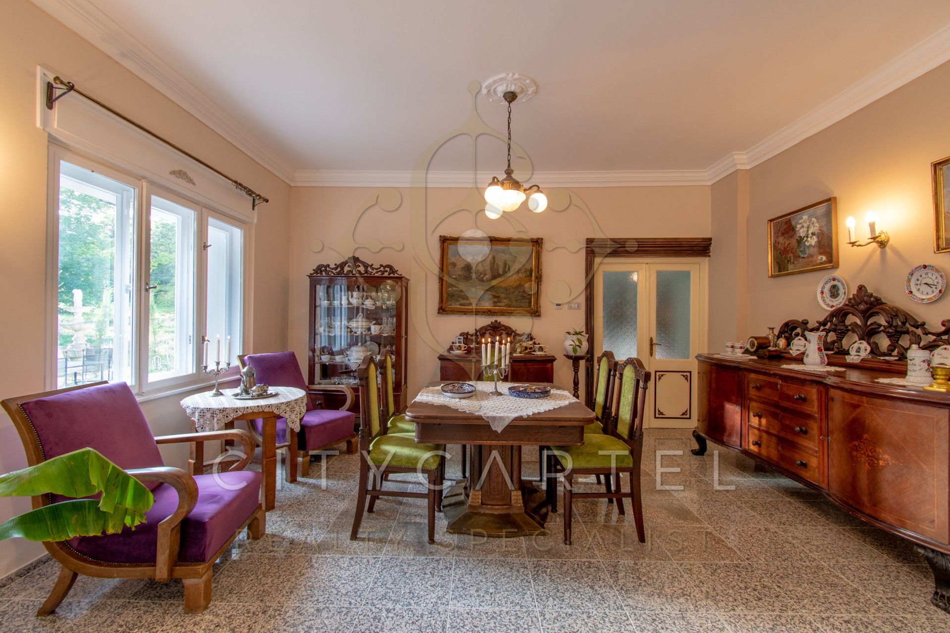 A fájl már létezik a célhelyen: import/kepek/vizjeles_4624915.jpg
For sale house Tahitótfalu  850 m<sup>2</sup> 1350000 EUR