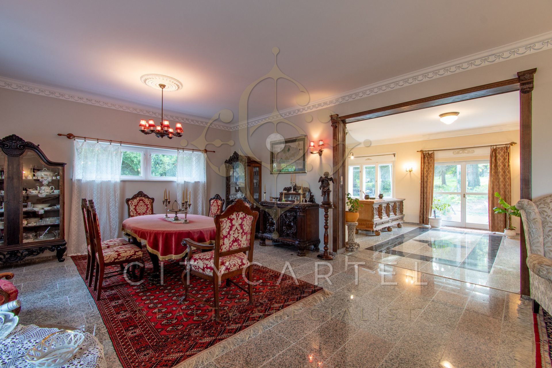 A fájl már létezik a célhelyen: import/kepek/vizjeles_4624921.jpg
For sale house Tahitótfalu  850 m<sup>2</sup> 1350000 EUR
