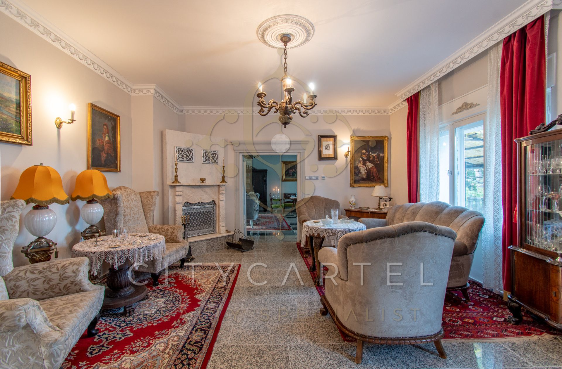 A fájl már létezik a célhelyen: import/kepek/vizjeles_4624928.jpg
For sale house Tahitótfalu  850 m<sup>2</sup> 1350000 EUR