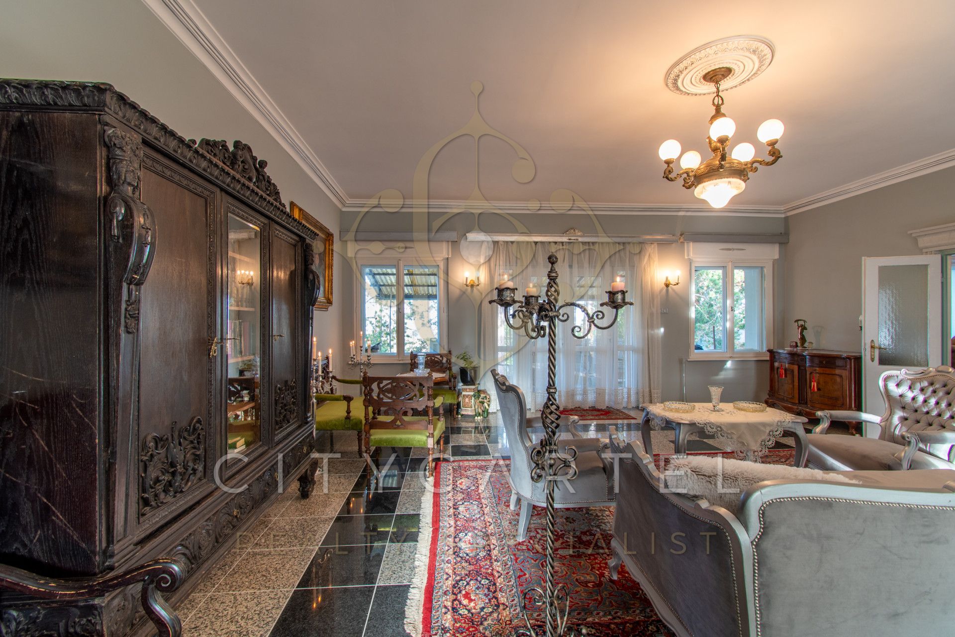 A fájl már létezik a célhelyen: import/kepek/vizjeles_4624941.jpg
For sale house Tahitótfalu  850 m<sup>2</sup> 1350000 EUR