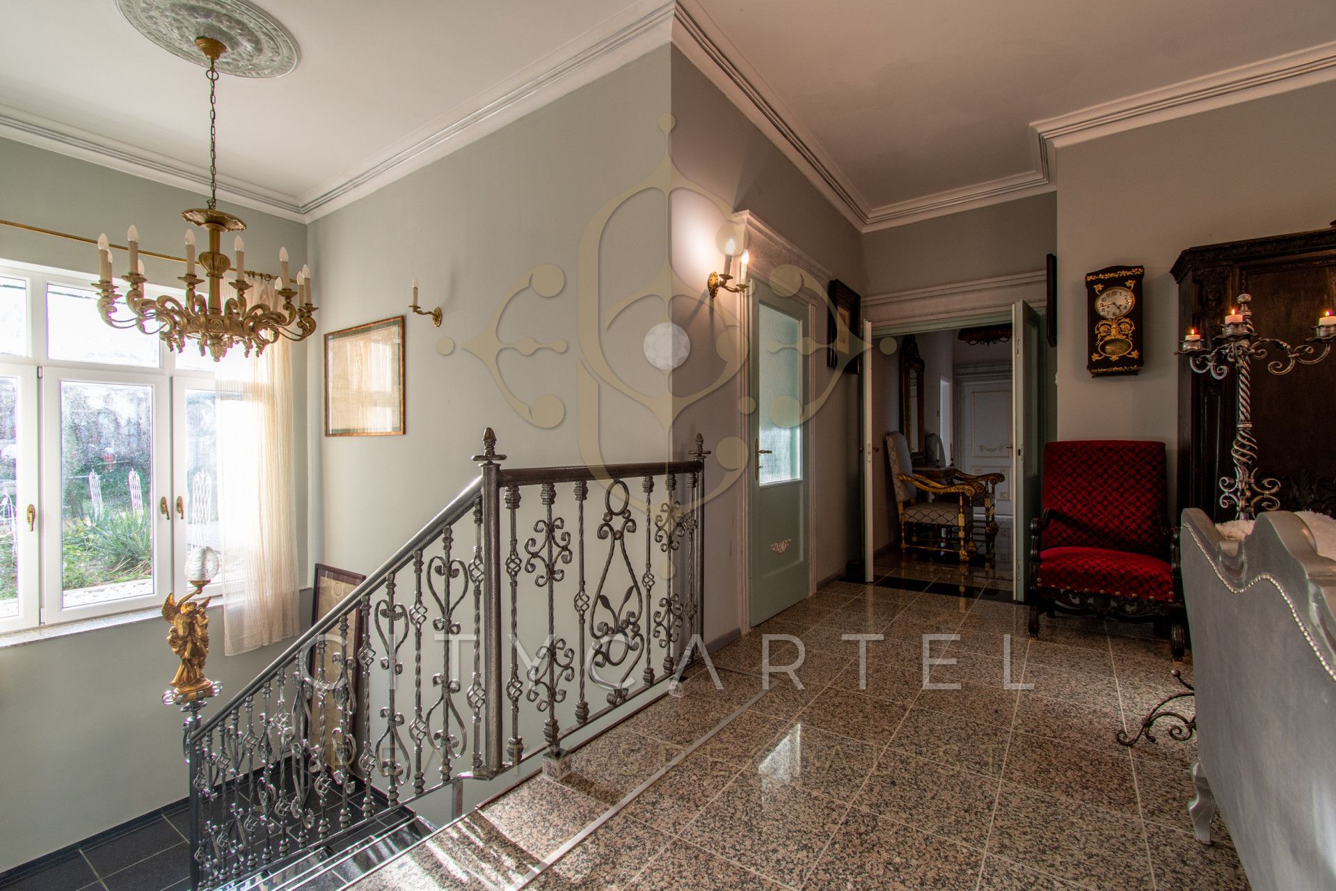 A fájl már létezik a célhelyen: import/kepek/vizjeles_4624949.jpg
For sale house Tahitótfalu  850 m<sup>2</sup> 1350000 EUR