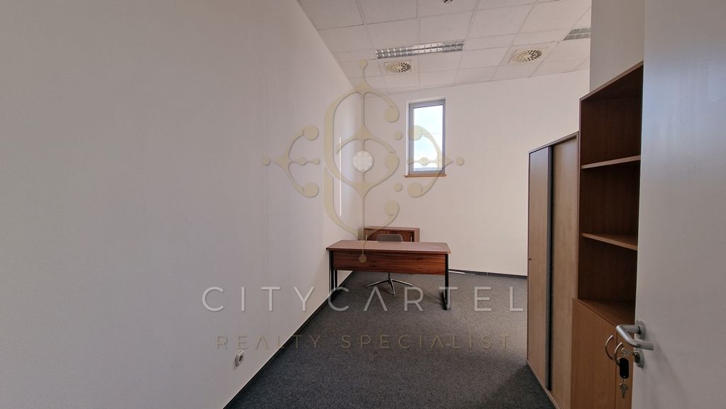 A fájl már létezik a célhelyen: import/kepek/vizjeles_4629826.jpg
Eladó Irodaház Budapest, IX. kerület  1250 m<sup>2</sup> 13860 EUR