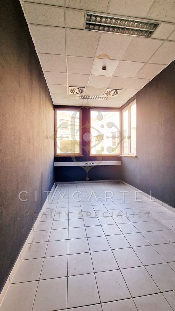 A fájl már létezik a célhelyen: import/kepek/vizjeles_4629829.jpg
Eladó Irodaház Budapest, IX. kerület  1250 m<sup>2</sup> 13860 EUR