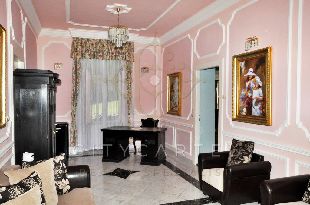A fájl már létezik a célhelyen: import/kepek/vizjeles_4629932.jpg
Eladó Villa, kastély, kúria Zánka  1470 m<sup>2</sup> 2500000 EUR