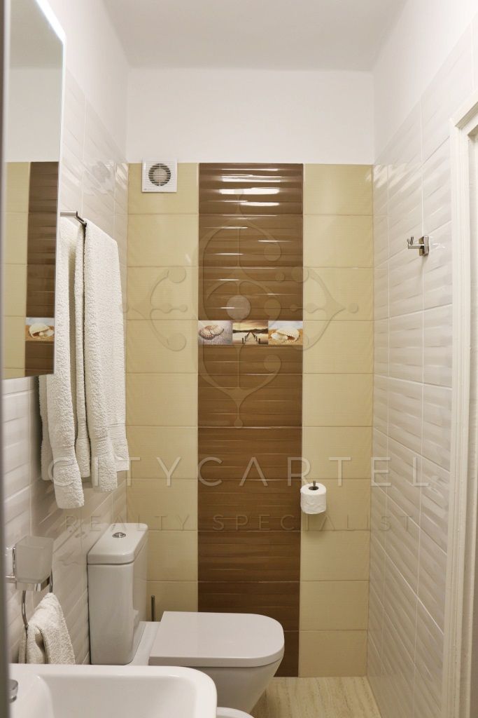 A fájl már létezik a célhelyen: import/kepek/vizjeles_4629938.jpg
Eladó Villa, kastély, kúria Zánka  1470 m<sup>2</sup> 2500000 EUR