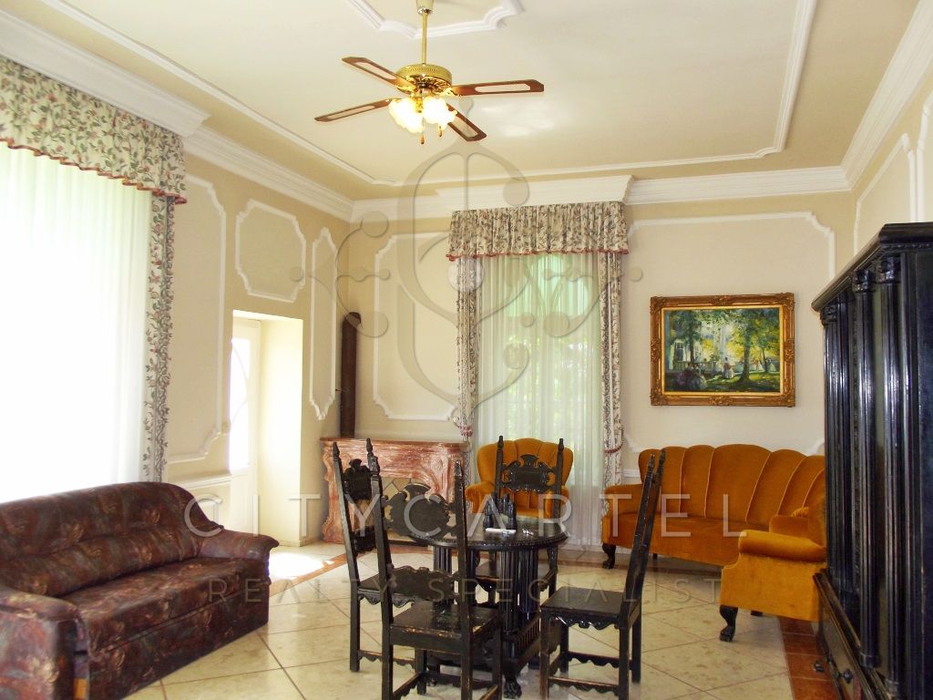 A fájl már létezik a célhelyen: import/kepek/vizjeles_4629946.jpg
Eladó Villa, kastély, kúria Zánka  1470 m<sup>2</sup> 2500000 EUR