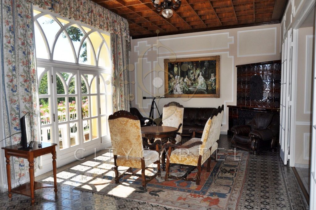 A fájl már létezik a célhelyen: import/kepek/vizjeles_4629947.jpg
Eladó Villa, kastély, kúria Zánka  1470 m<sup>2</sup> 2500000 EUR