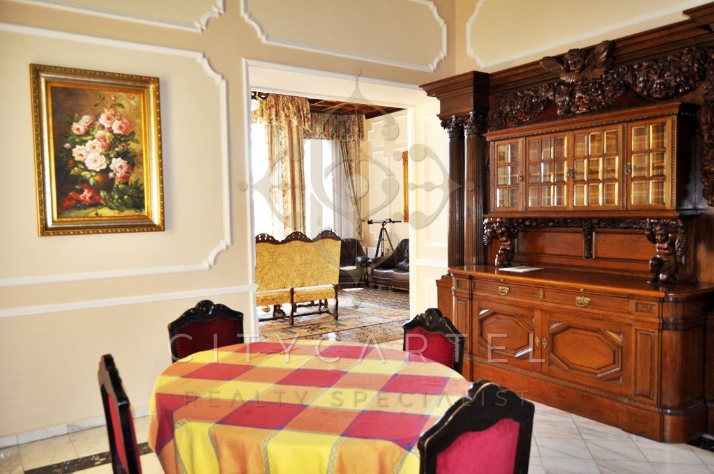 A fájl már létezik a célhelyen: import/kepek/vizjeles_4629953.jpg
Eladó Villa, kastély, kúria Zánka  1470 m<sup>2</sup> 2500000 EUR