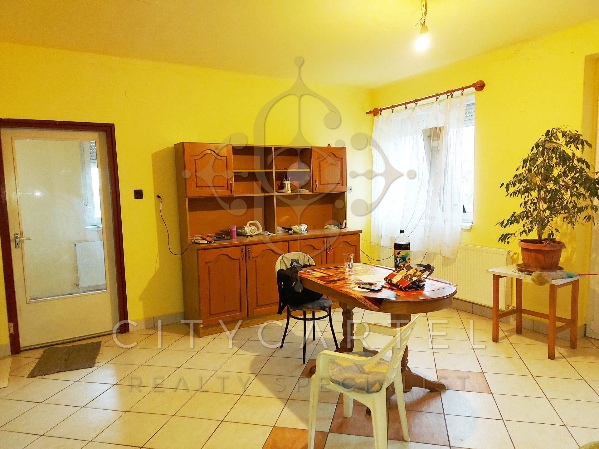 A fájl már létezik a célhelyen: import/kepek/vizjeles_4645708.jpg
For sale house Bölcske  120 m<sup>2</sup> 49.999 millió Ft