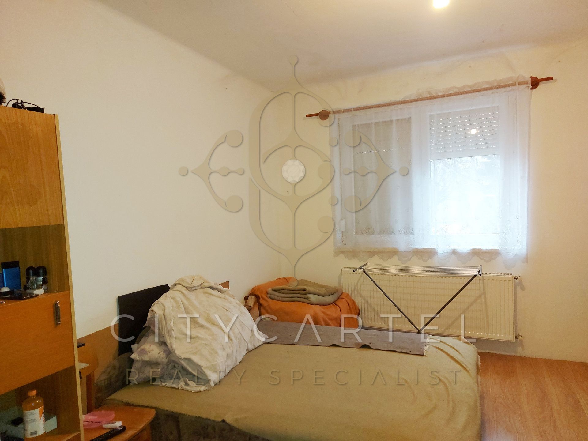 A fájl már létezik a célhelyen: import/kepek/vizjeles_4645714.jpg
For sale house Bölcske  120 m<sup>2</sup> 49.999 millió Ft